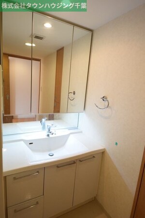 グランダジュール千葉みなとの物件内観写真